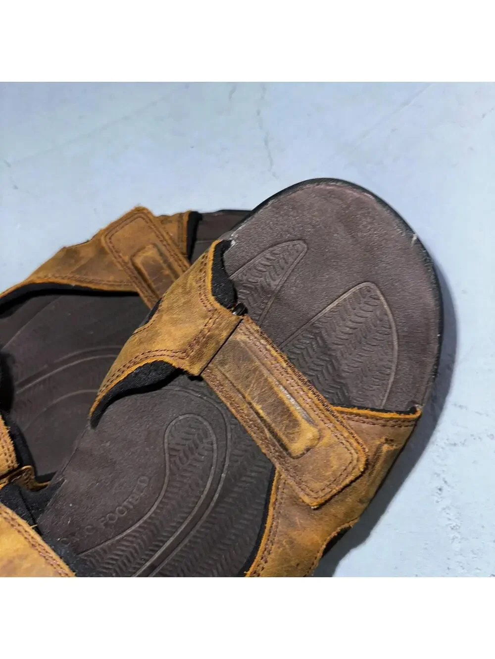 Keen US Mens Size 13 M Targhee III Open Toe Adjustable Waterproof Sandal Brown
